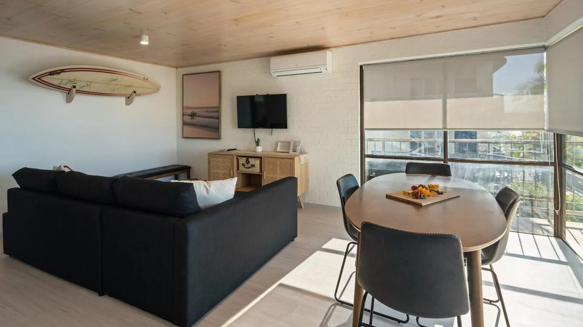 Moffat Beach Surf Retreat カラウンドラ アパート